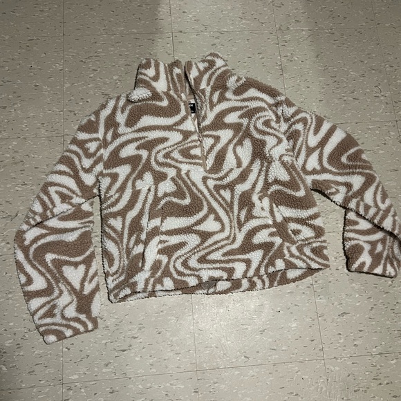 Fuzzy sweater - Picture 5 of 5